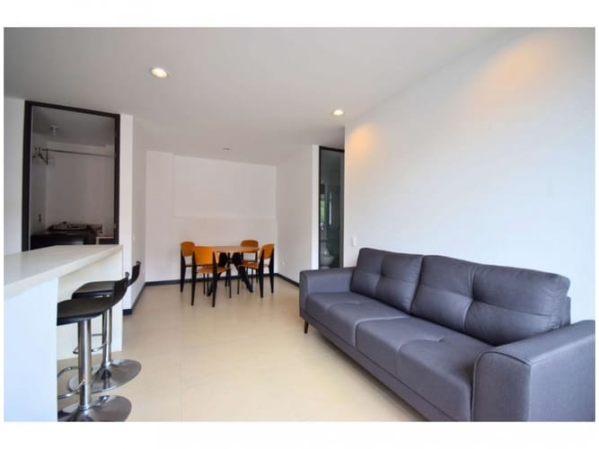 Apartamento de 2 alcobas en venta en Altos Del Poblado, Medellín, 67 m² · foto 8 de 18
