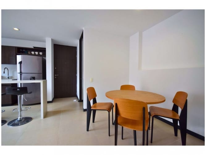Apartamento de 2 alcobas en venta en Altos Del Poblado, Medellín, 67 m² · foto 9 de 18
