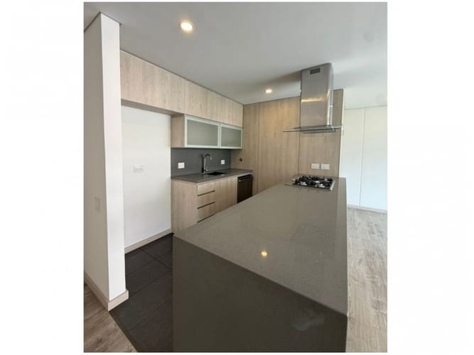 Apartamento de 2 alcobas en venta en Las Palmas, Medellín, 108 m² · foto 6 de 24