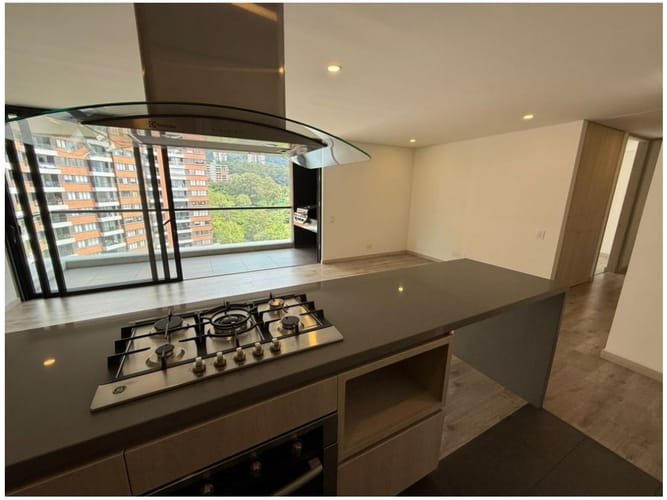 Apartamento de 2 alcobas en venta en Las Palmas, Medellín, 108 m² · foto 7 de 24