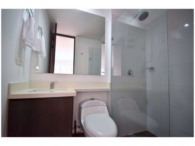 Apartamento de 2 alcobas en venta en Altos Del Poblado, Medellín, 67 m² · foto 16 de 18