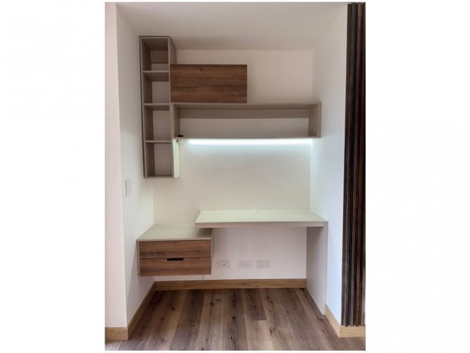 Apartaestudio en venta en El Poblado, Medellín, 64 m² · foto 5 de 12