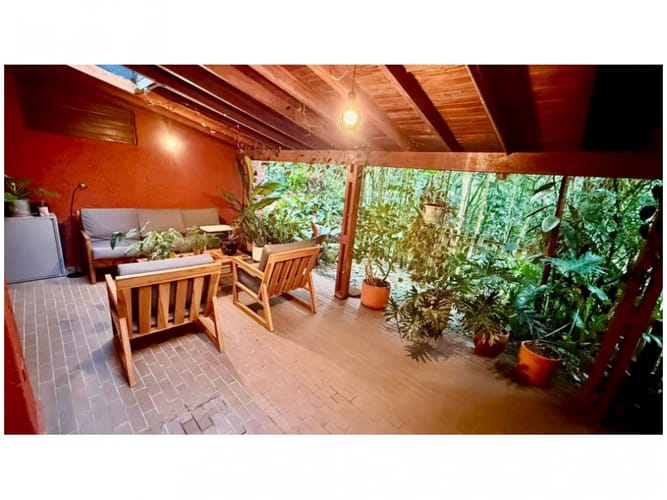 Casa de 4 alcobas en venta en El Poblado, Medellín, 272 m² · foto 12 de 24