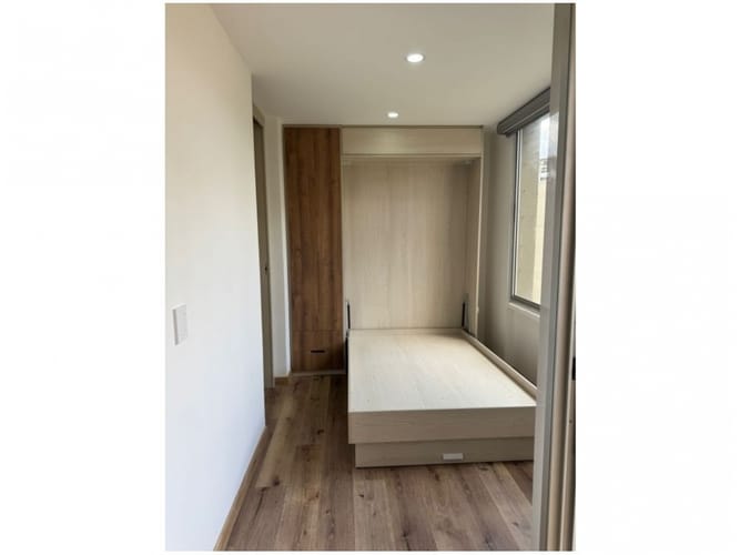 Apartaestudio en venta en El Poblado, Medellín, 64 m² · foto 9 de 12