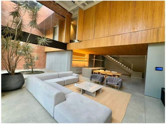 Apartamento de 3 alcobas en venta en Los Naranjos, Medellín, 375 m² · foto 1 de 13