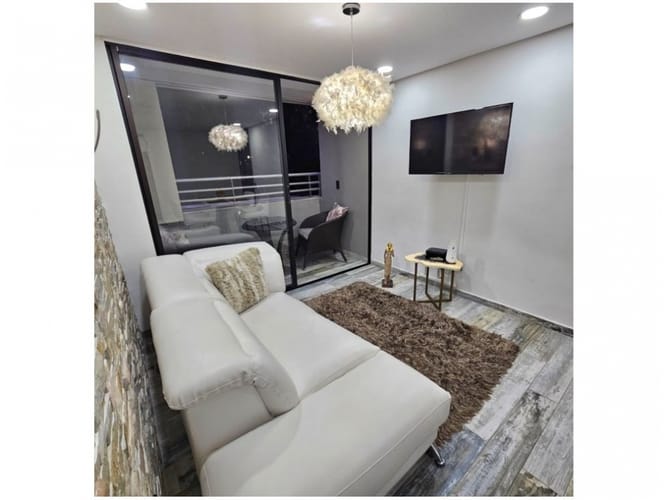 Apartamento de 2 alcobas en venta en El Poblado, Medellín, 58 m² · foto 8 de 15