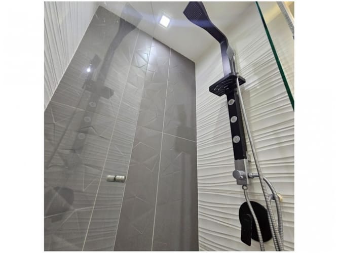 Apartamento de 2 alcobas en venta en El Poblado, Medellín, 58 m² · foto 10 de 15