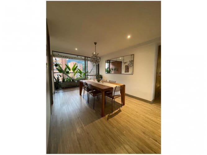 Apartamento de 3 alcobas en venta en El Poblado, Medellín, 179 m² · foto 6 de 24