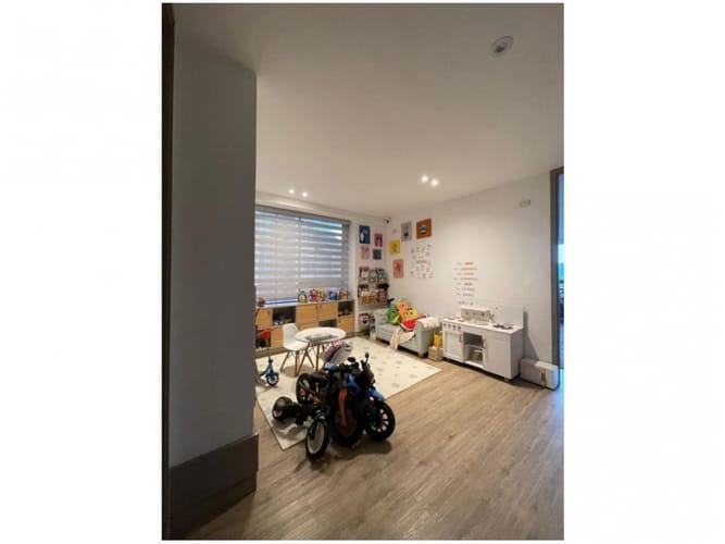 Apartamento de 3 alcobas en venta en El Poblado, Medellín, 179 m² · foto 12 de 24
