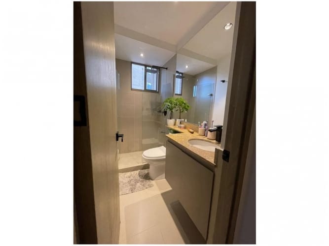 Apartamento de 3 alcobas en venta en El Poblado, Medellín, 179 m² · foto 16 de 24
