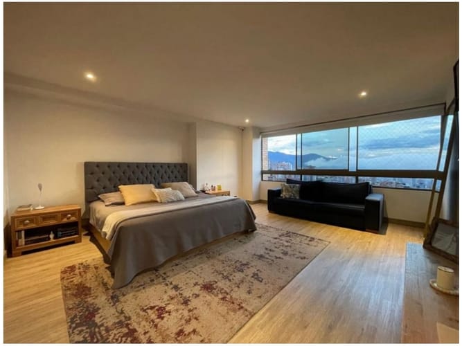 Apartamento de 3 alcobas en venta en El Poblado, Medellín, 179 m² · foto 20 de 24