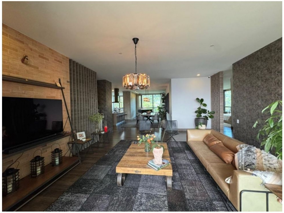 Apartamento en venta en El Poblado, Medellín · foto 6 de 24