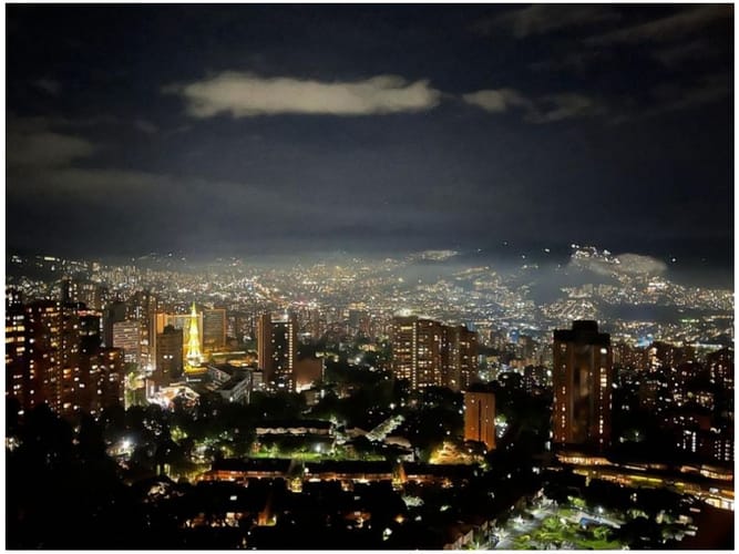 Apartamento de 3 alcobas en venta en El Poblado, Medellín, 179 m² · foto 24 de 24