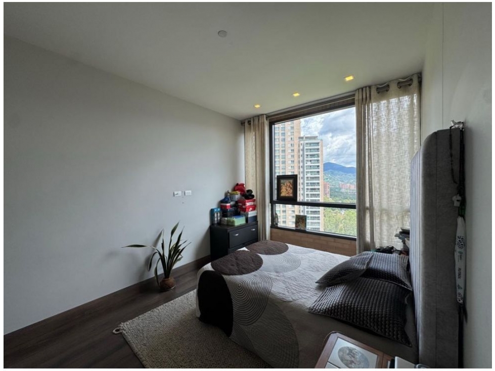 Apartamento en venta en El Poblado, Medellín · foto 21 de 24