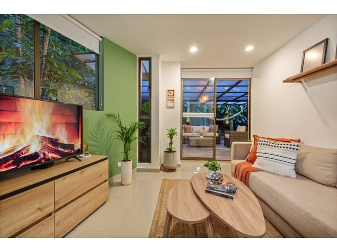 Apartamento de 1 alcoba en venta en Las Lomas, Medellín, 53 m² · foto 4 de 6