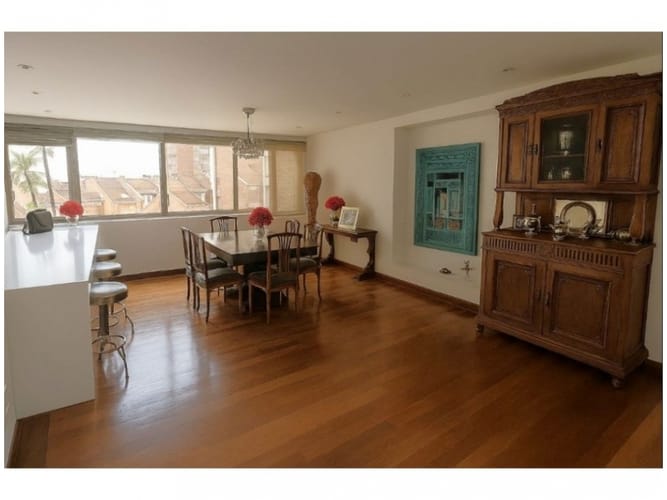 Apartamento de 3 alcobas en venta en Los Naranjos, Medellín, 245 m² · foto 8 de 24