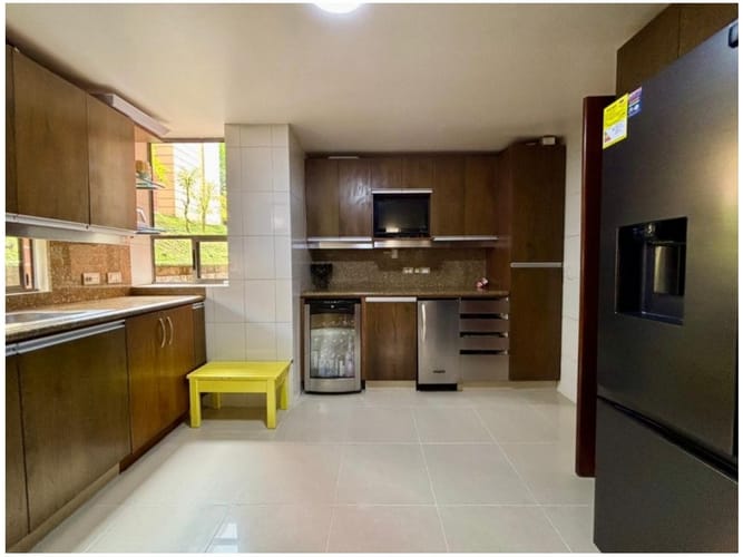Casa de 4 alcobas en venta en Loma Del Chocho, Envigado, 318 m² · foto 12 de 24