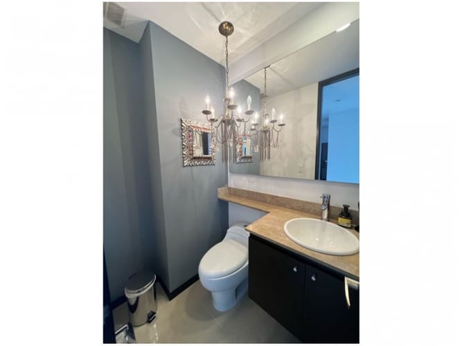 Apartamento en venta en El Poblado, Medellín · foto 6 de 22