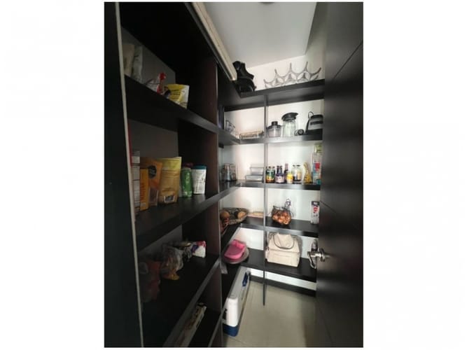 Apartamento en venta en El Poblado, Medellín · foto 10 de 22