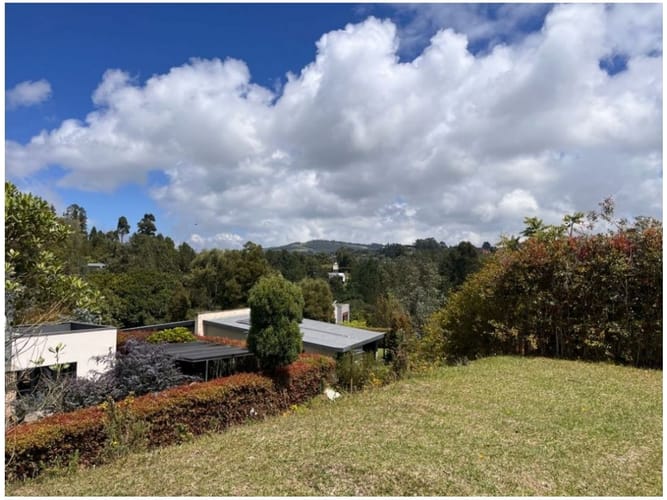 Lote en venta en Escobero, Envigado, 1220 m² · foto 4 de 6