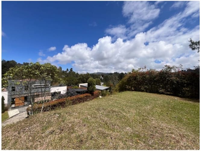 Lote en venta en Escobero, Envigado, 1220 m² · foto 5 de 6