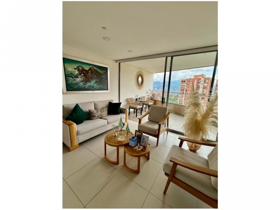 Apartamento en venta en Cumbres, Envigado · foto 12 de 24