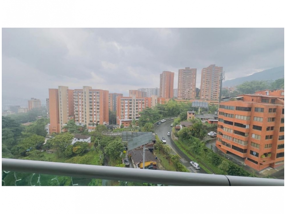 Apartamento en venta en Camino Verde, Envigado · foto 8 de 17