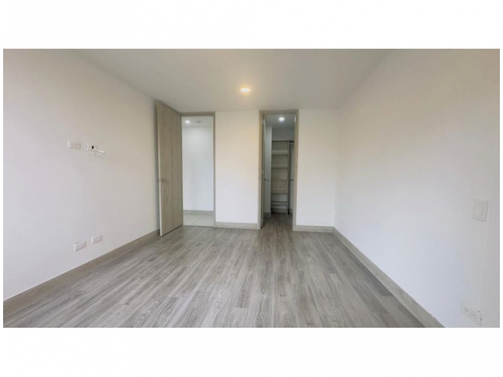 Apartamento en venta en Camino Verde, Envigado · foto 15 de 17