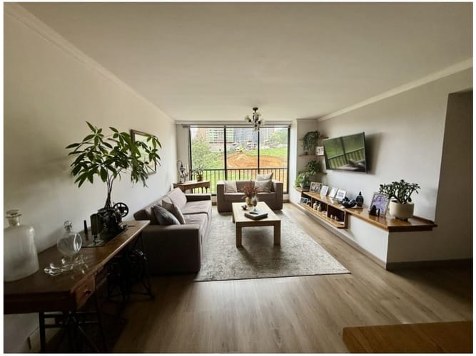 Apartamento en venta en El Poblado, Medellín · foto 2 de 20