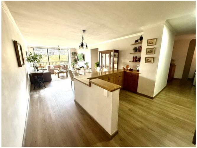 Apartamento en venta en El Poblado, Medellín · foto 6 de 20
