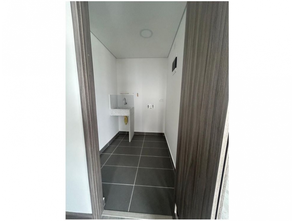 Apartamento en venta en El Poblado, Medellín · foto 7 de 16