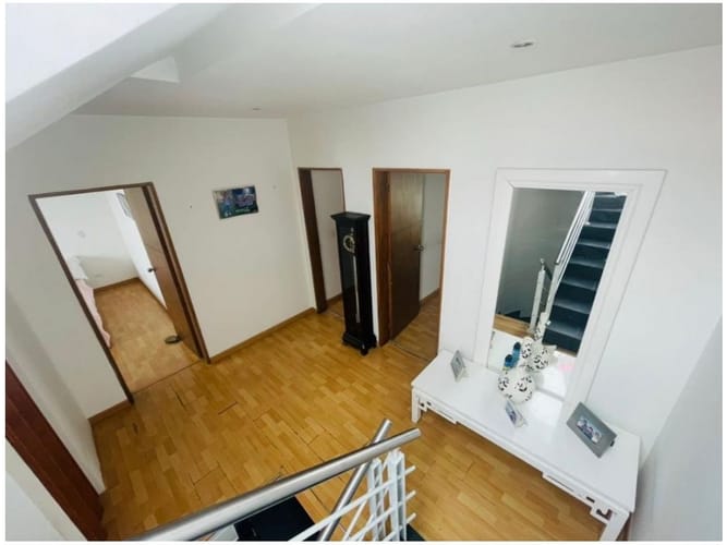 Casa de 4 alcobas en venta en San Jose, Sabaneta, 411 m² · foto 11 de 24