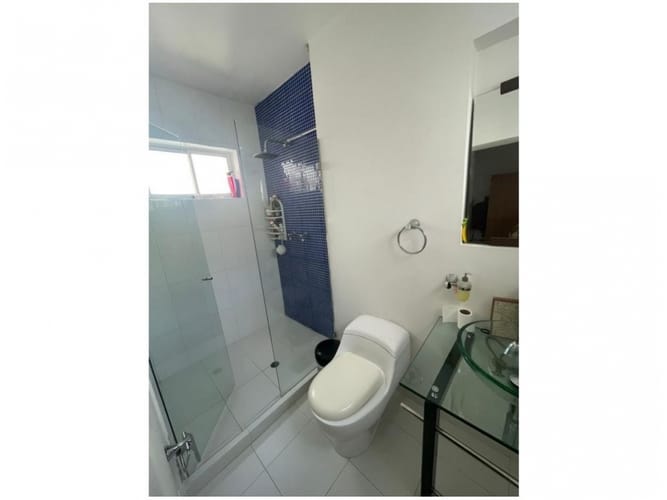 Casa de 4 alcobas en venta en San Jose, Sabaneta, 411 m² · foto 12 de 24