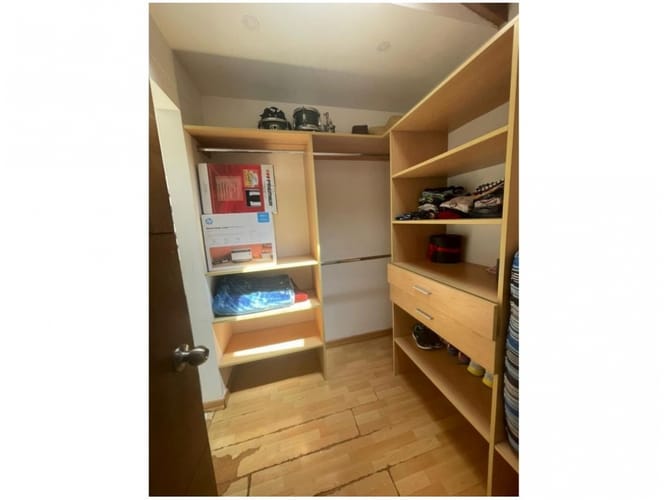 Casa de 4 alcobas en venta en San Jose, Sabaneta, 411 m² · foto 17 de 24