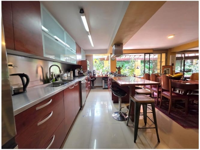 Casa de 3 alcobas en venta en La Florida, Medellín, 220 m² · foto 18 de 24
