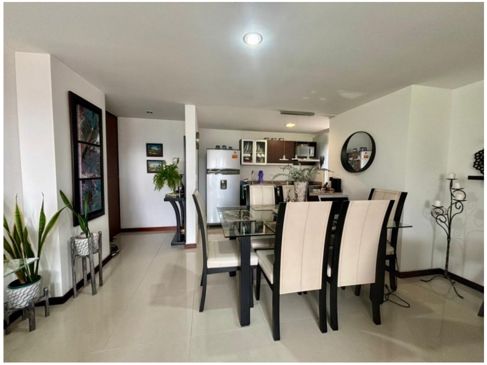 Apartamento en venta en El Poblado, Medellín · foto 5 de 19
