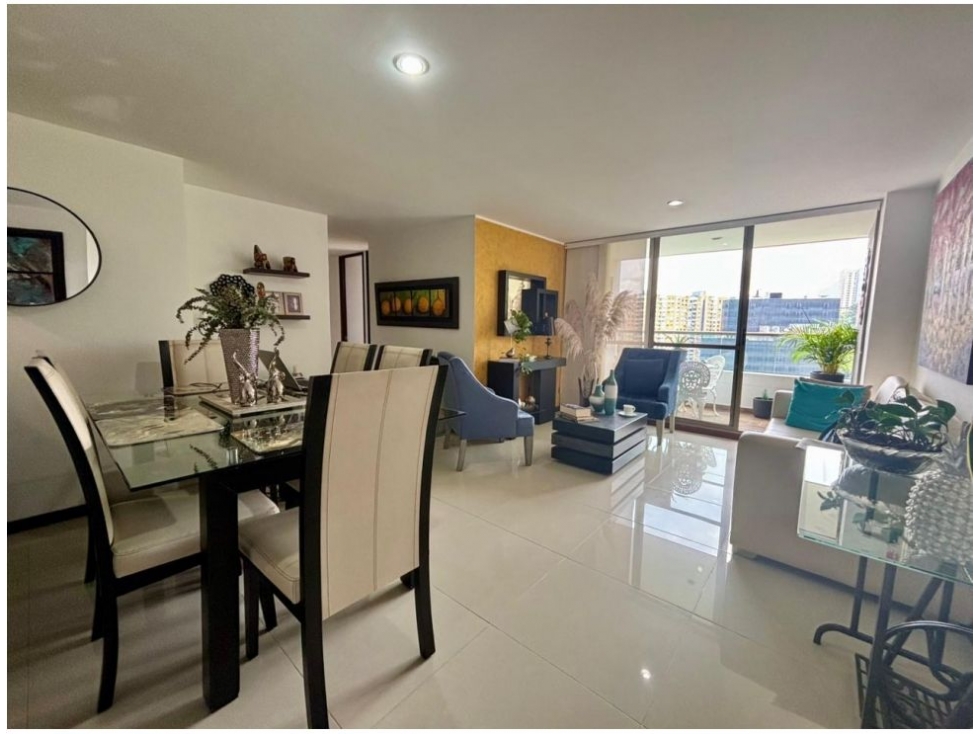 Apartamento en venta en El Poblado, Medellín · foto 7 de 19