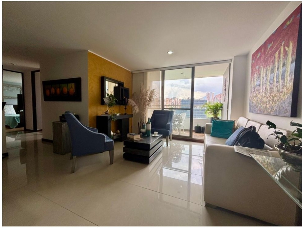 Apartamento en venta en El Poblado, Medellín · foto 8 de 19
