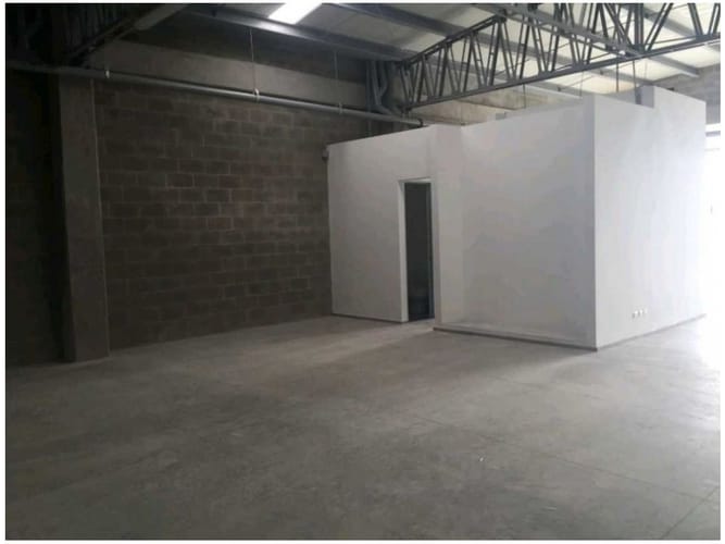 Bodega en venta en Urbanización Villa Paula, Itagüí, 542 m² · foto 5 de 8