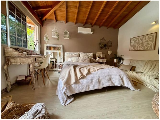 Casa de 3 alcobas en venta en Loma Benedictinos, Envigado, 350 m² · foto 14 de 24