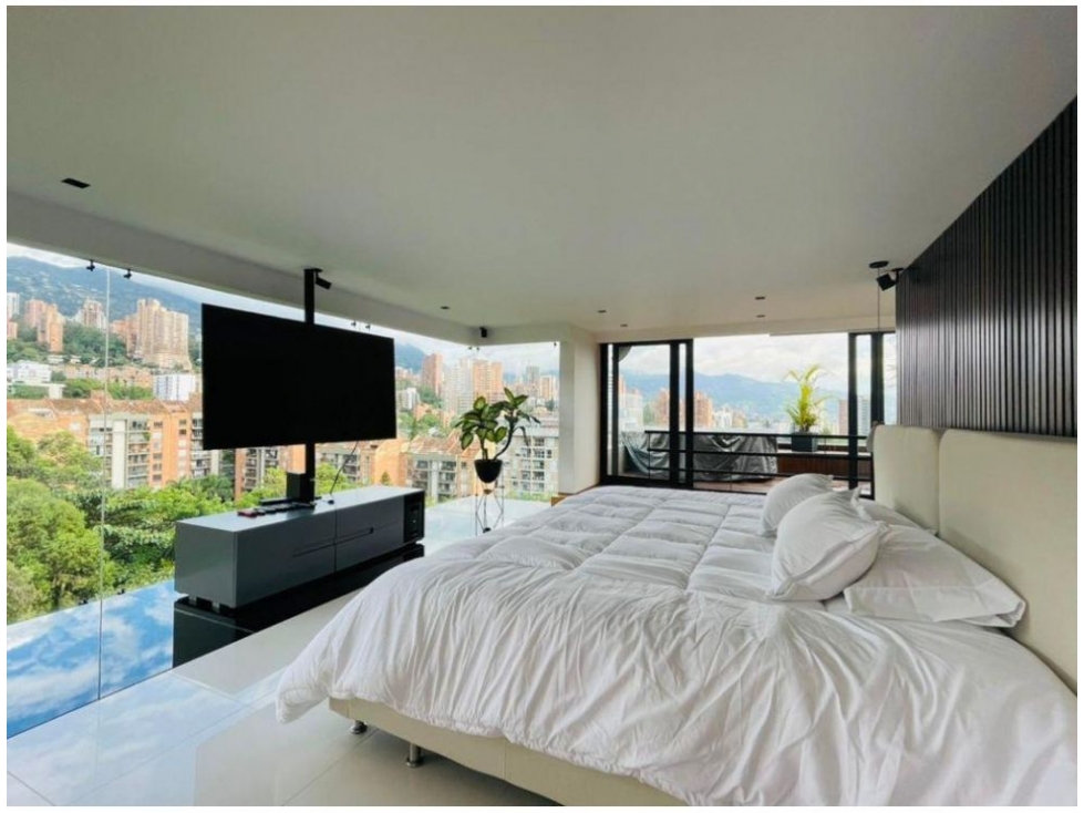 Apartamento en venta en El Poblado, Medellín · foto 9 de 24