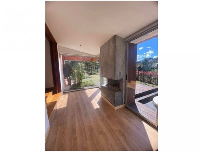 Casa de 5 alcobas en venta en Loma Del Escobero, Envigado, 450 m² · foto 18 de 24