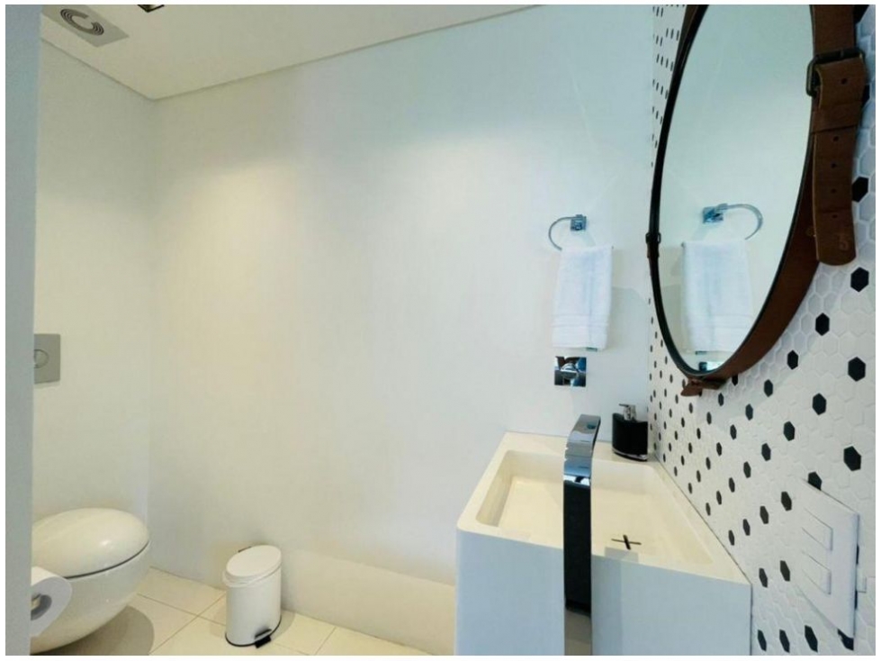 Apartamento en venta en El Poblado, Medellín · foto 16 de 24