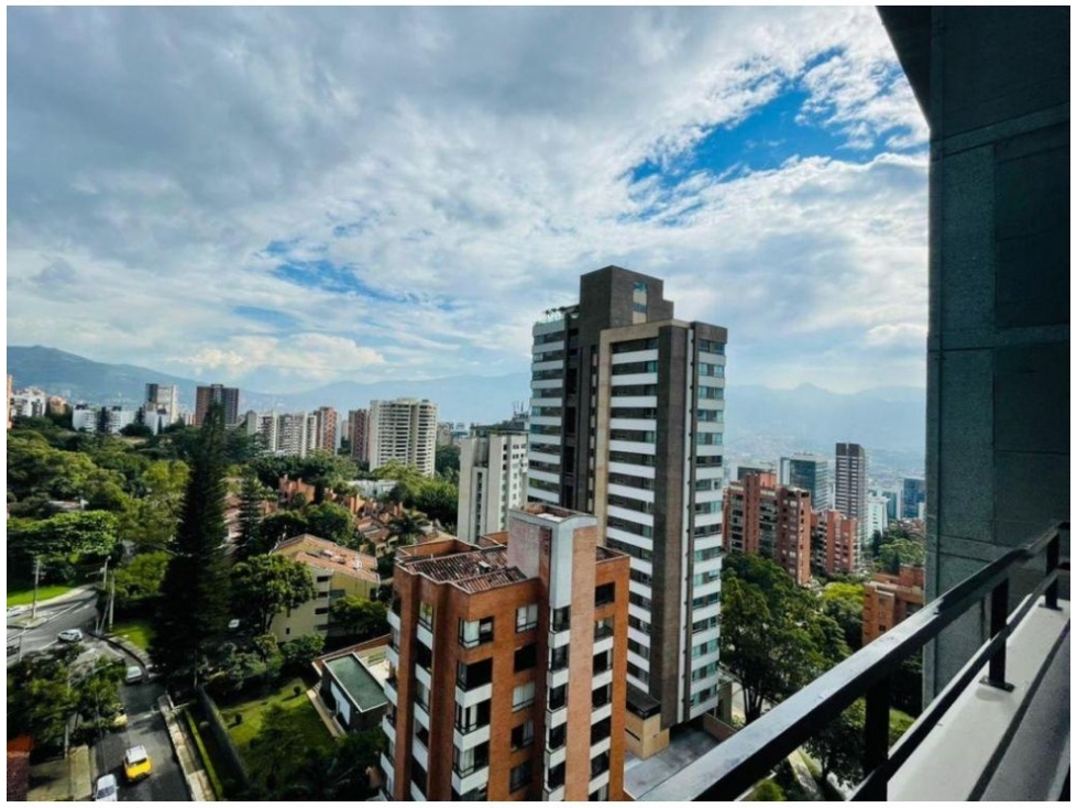 Apartamento en venta en El Poblado, Medellín · foto 21 de 24