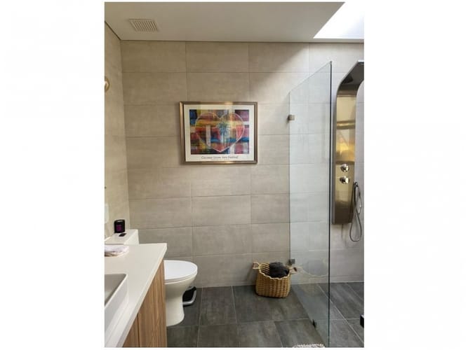 Casa de 3 alcobas en venta en Medellín, 332 m² · foto 9 de 18
