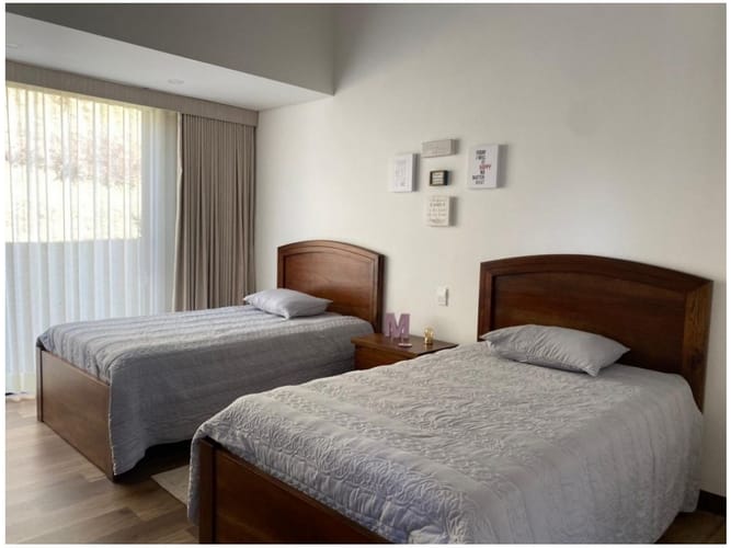 Casa de 3 alcobas en venta en Medellín, 332 m² · foto 12 de 18