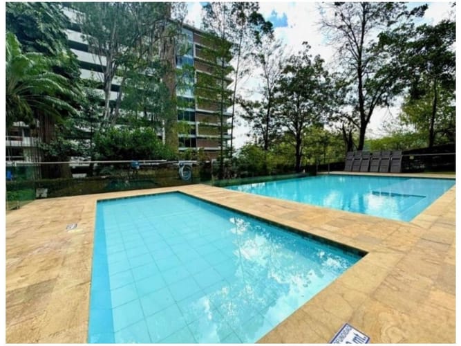 Apartamento de 3 alcobas en venta en El Tesoro, Medellín, 145 m² · foto 12 de 16