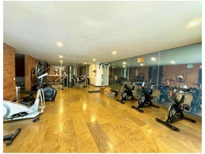 Apartamento de 3 alcobas en venta en El Tesoro, Medellín, 145 m² · foto 13 de 16