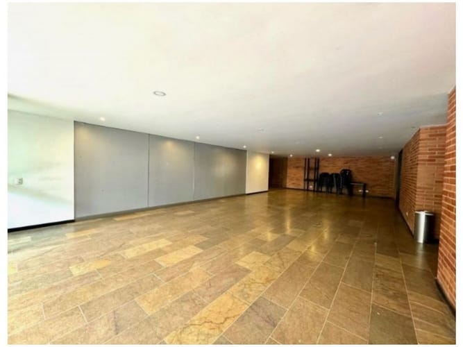 Apartamento de 3 alcobas en venta en El Tesoro, Medellín, 145 m² · foto 15 de 16