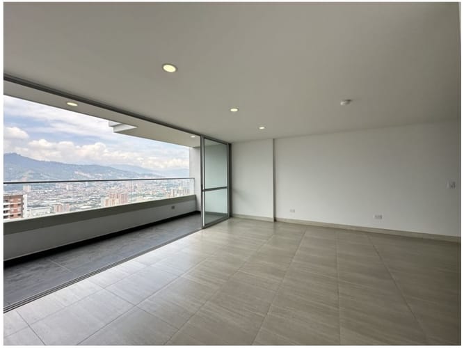 Apartamento de 2 alcobas en venta en La Cuenca, Sabaneta, 85 m² · foto 6 de 20
